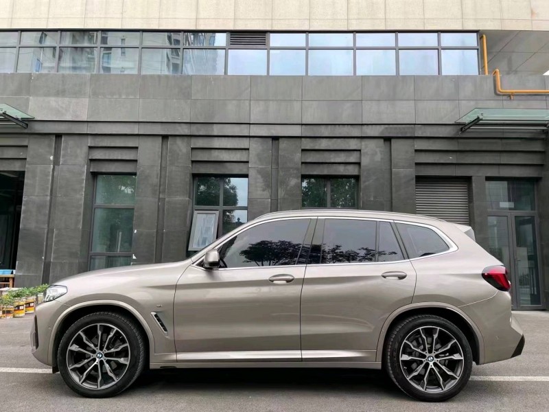 成都22年宝马X33