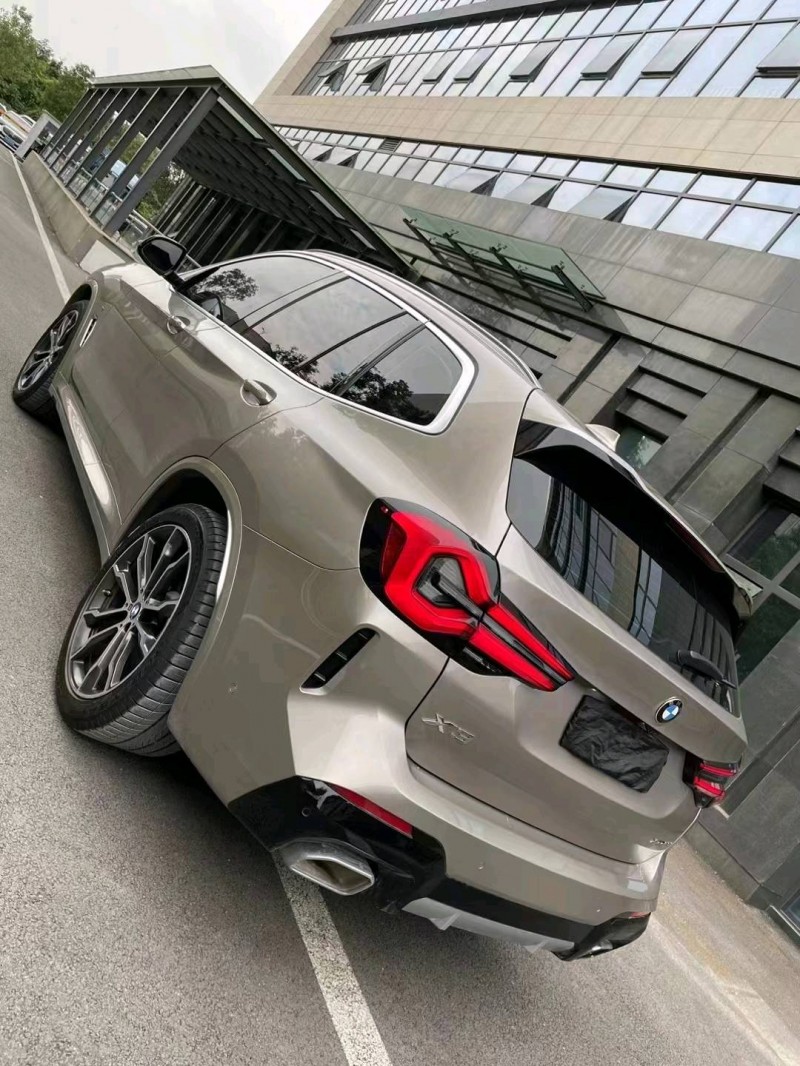 成都22年宝马X37