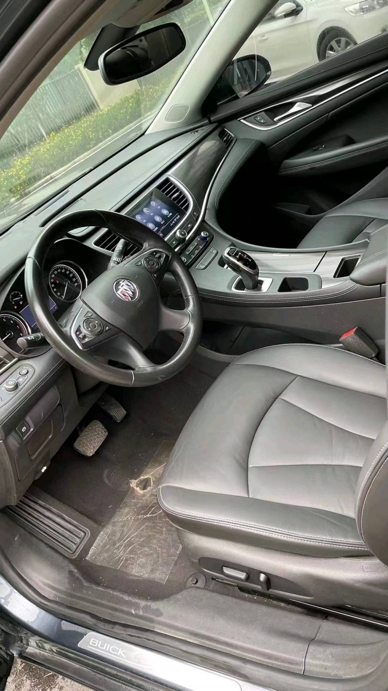 成都21年别克君越5