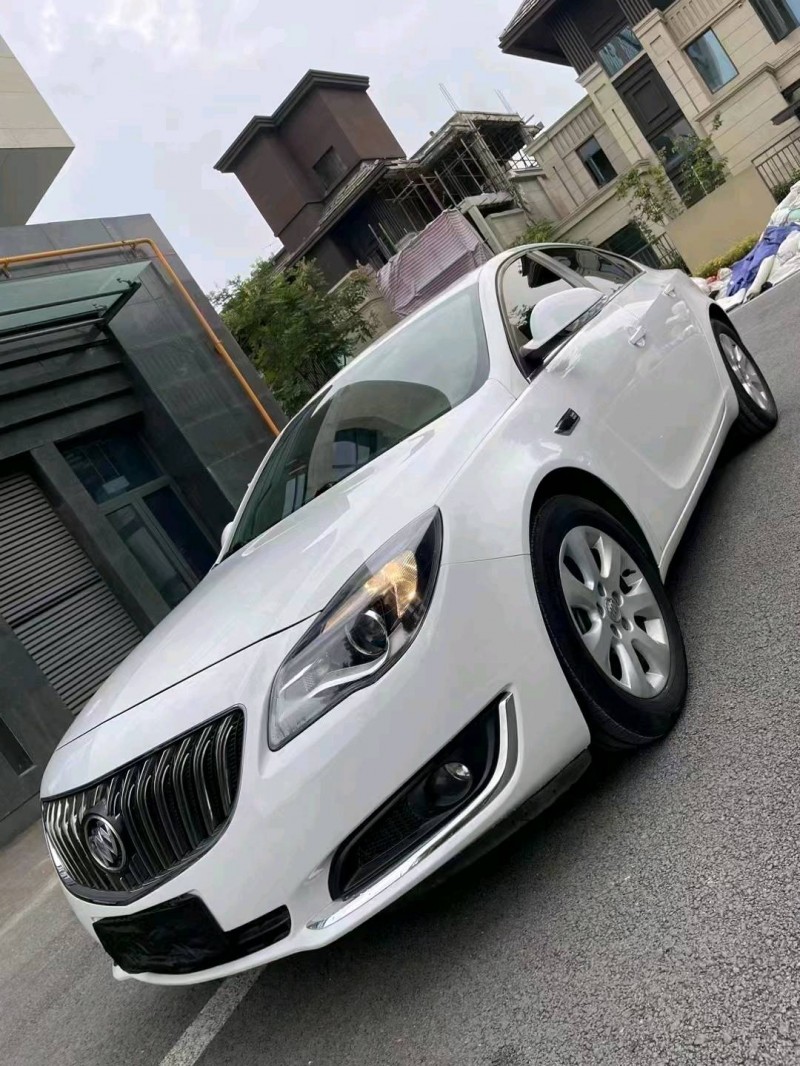 成都16年别克君越2