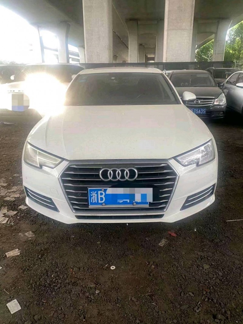 嘉兴18年奥迪A4L1