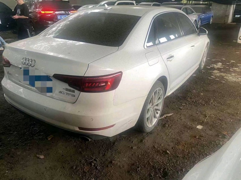 嘉兴18年奥迪A4L7