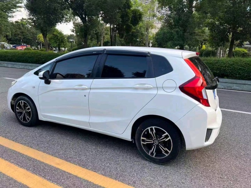 珠海16年本田飞度7