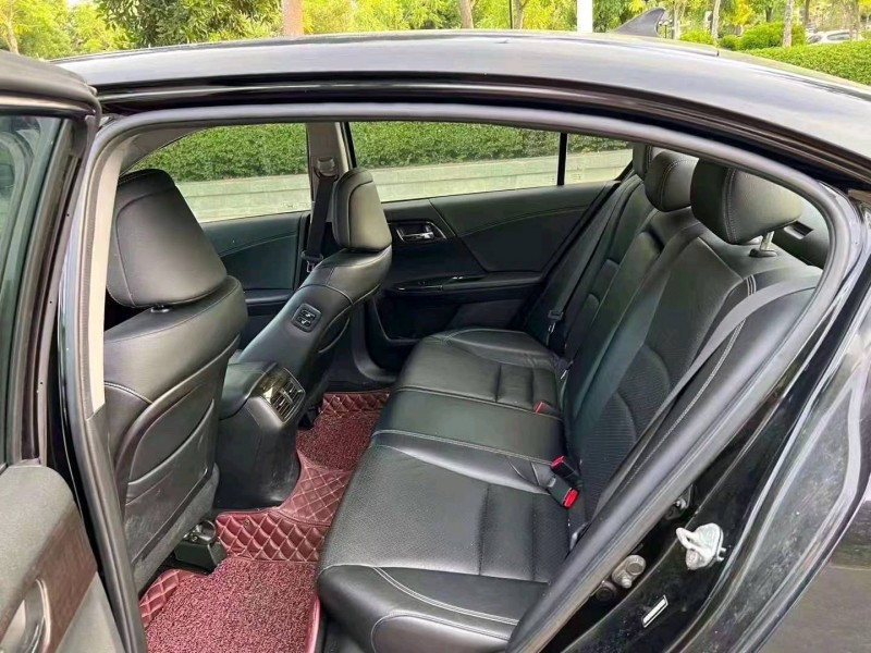 汕头15年本田雅阁5