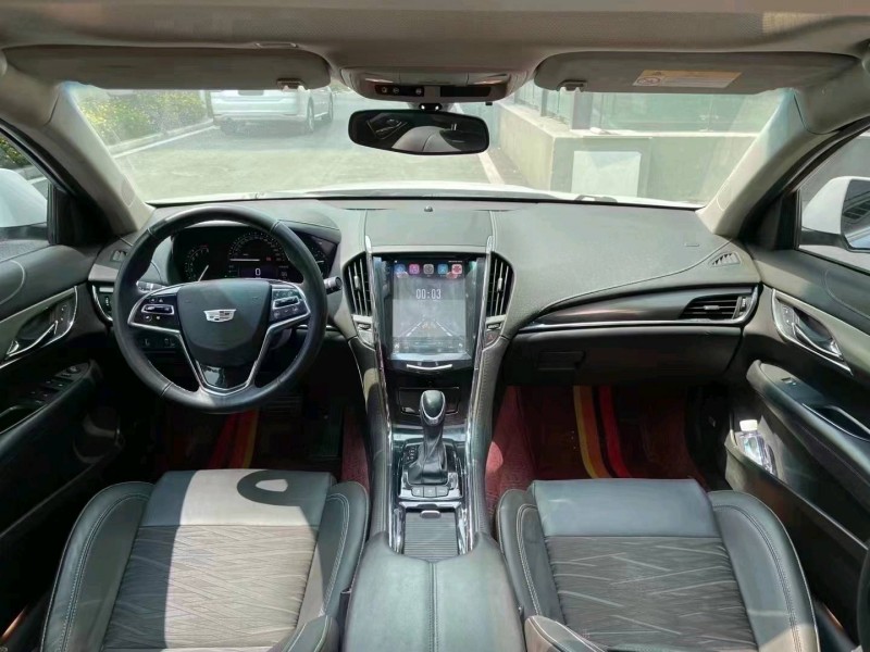 成都19年凯迪拉克ATS8