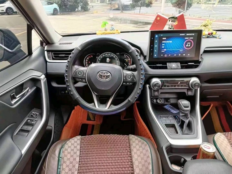 珠海22年丰田RAV4荣放5