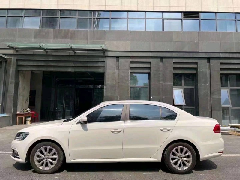 成都18年大众朗逸3