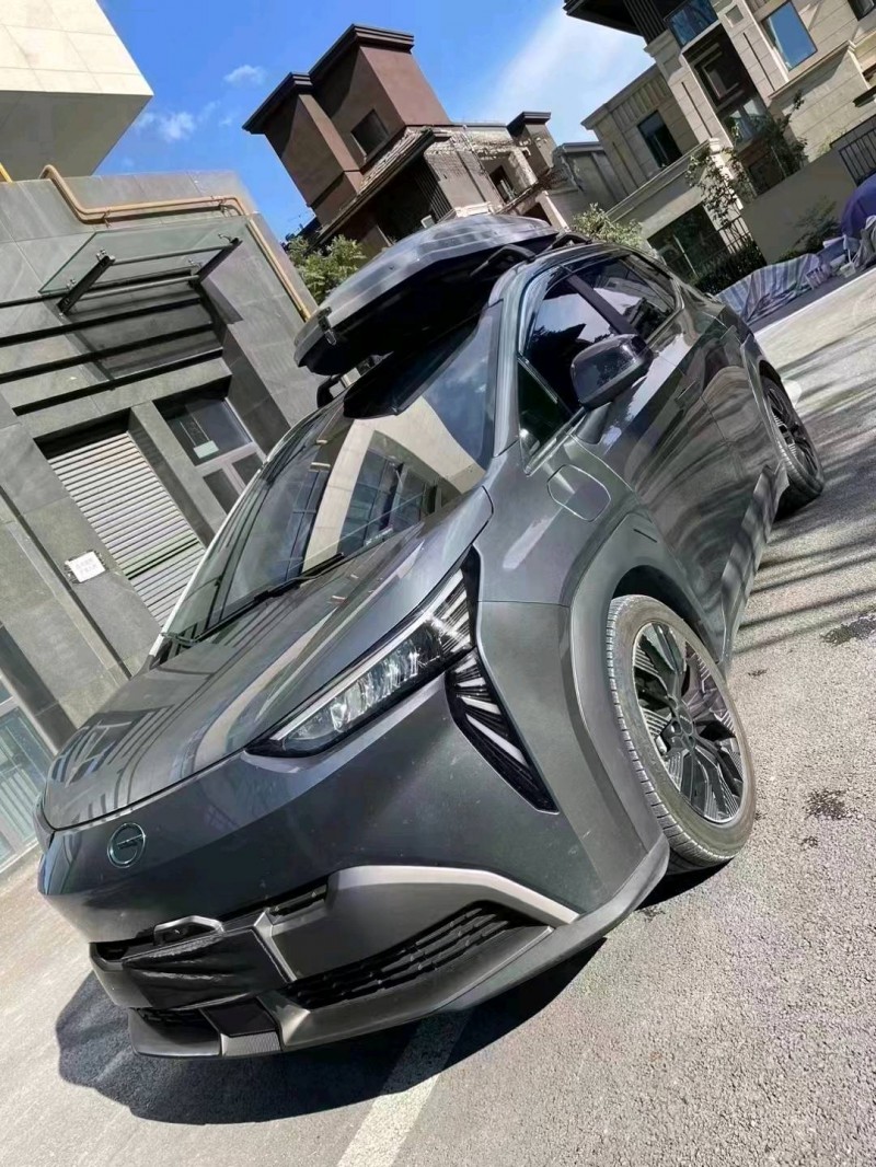 成都22年传祺埃安Y3