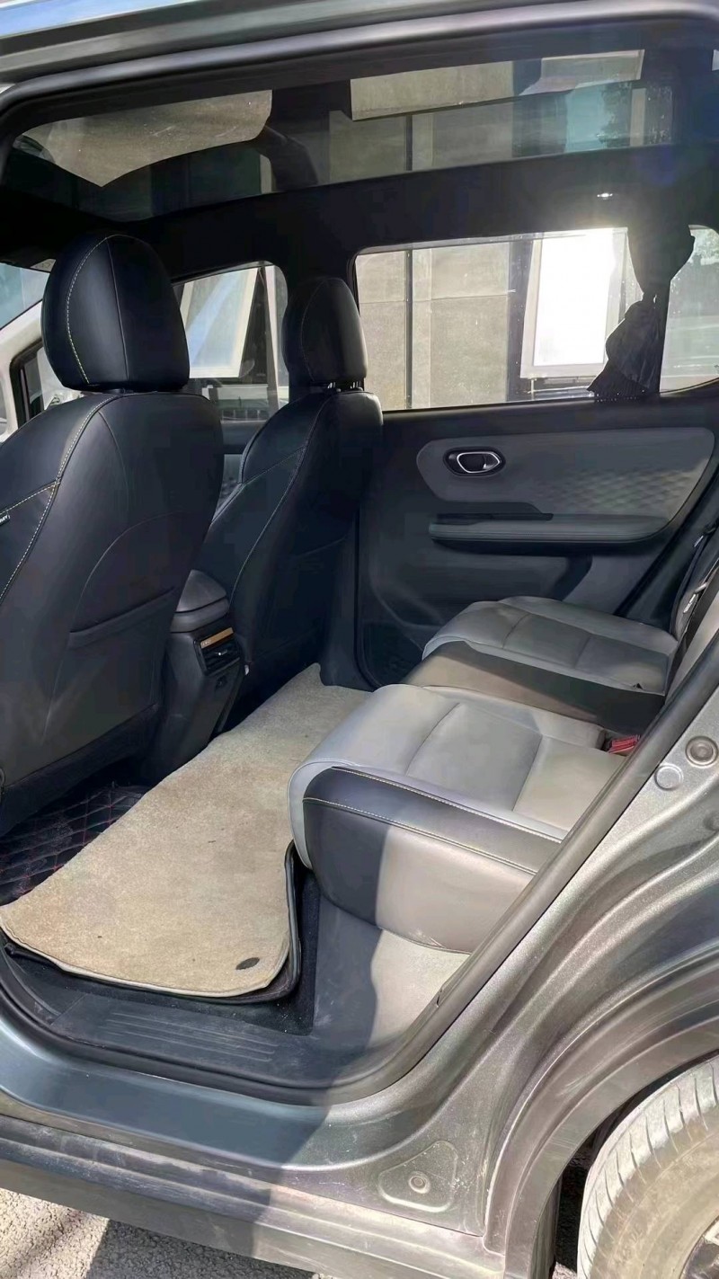 成都22年传祺埃安Y7