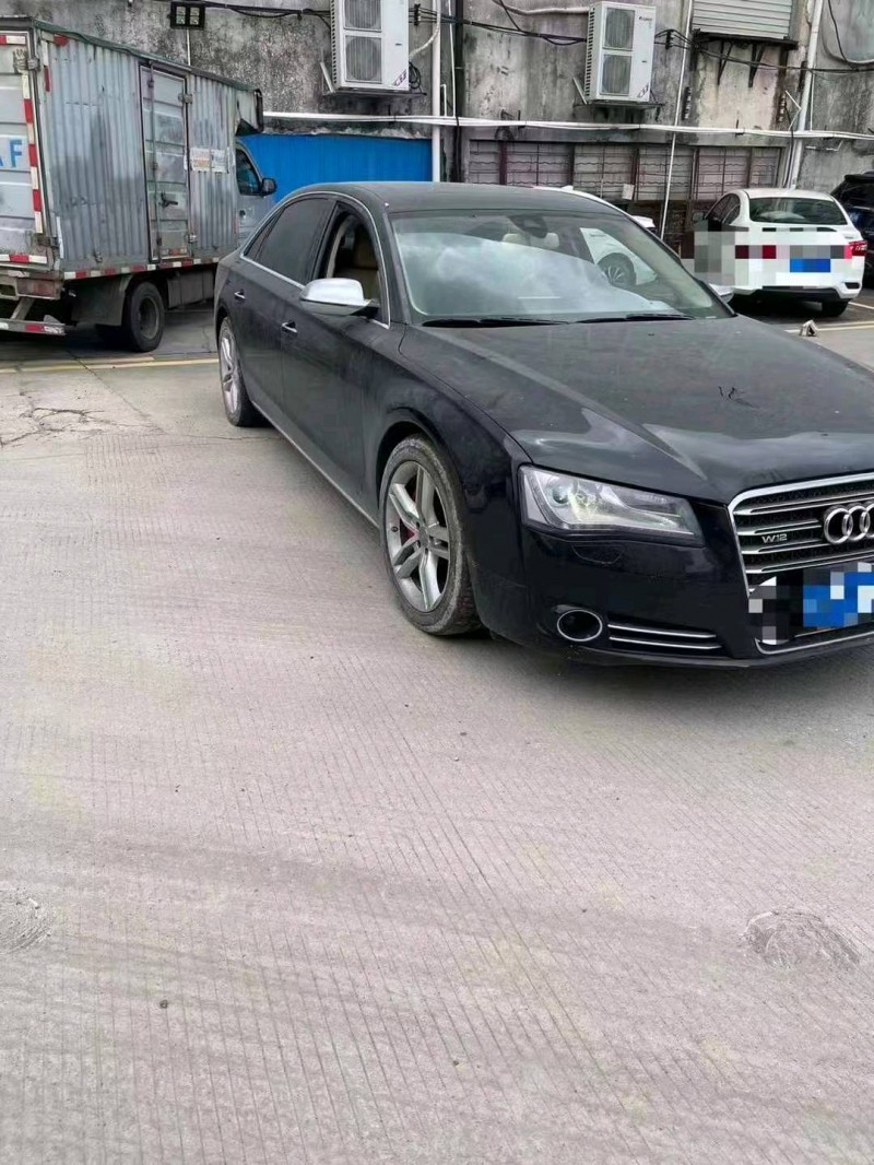 嘉兴11年奥迪A8L2