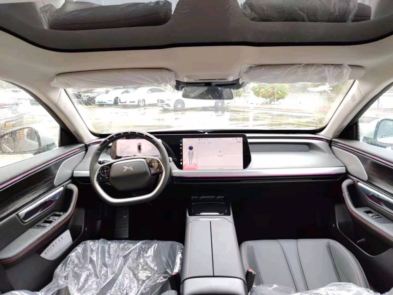 珠海23年小鵬汽車p75