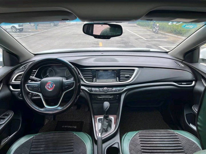 徐州19年别克英朗5