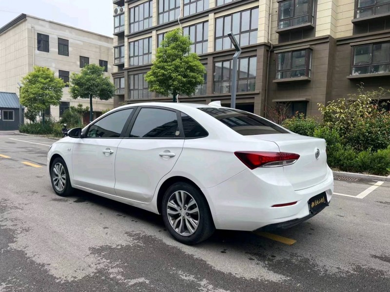 徐州19年别克英朗7