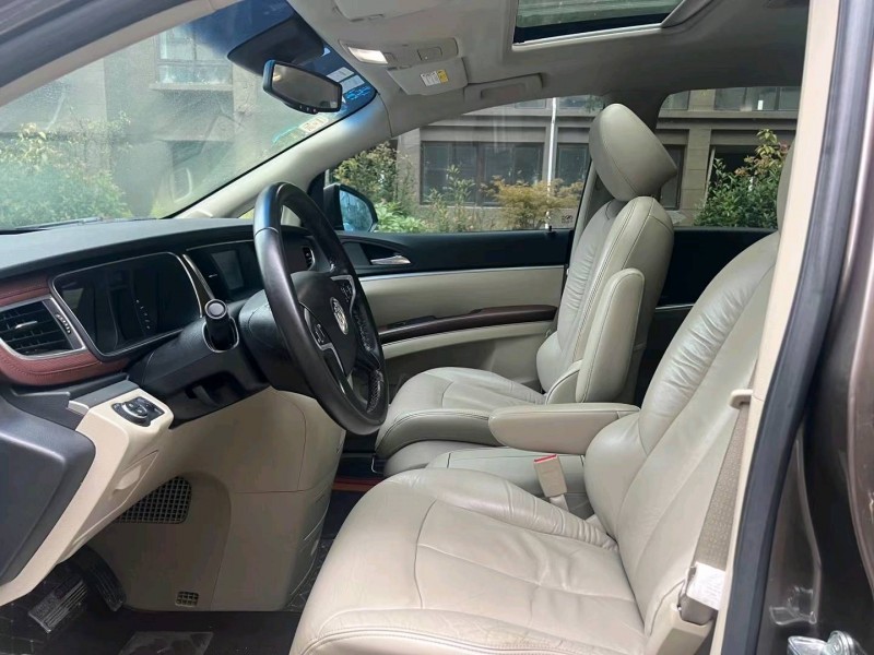 徐州15年别克GL84