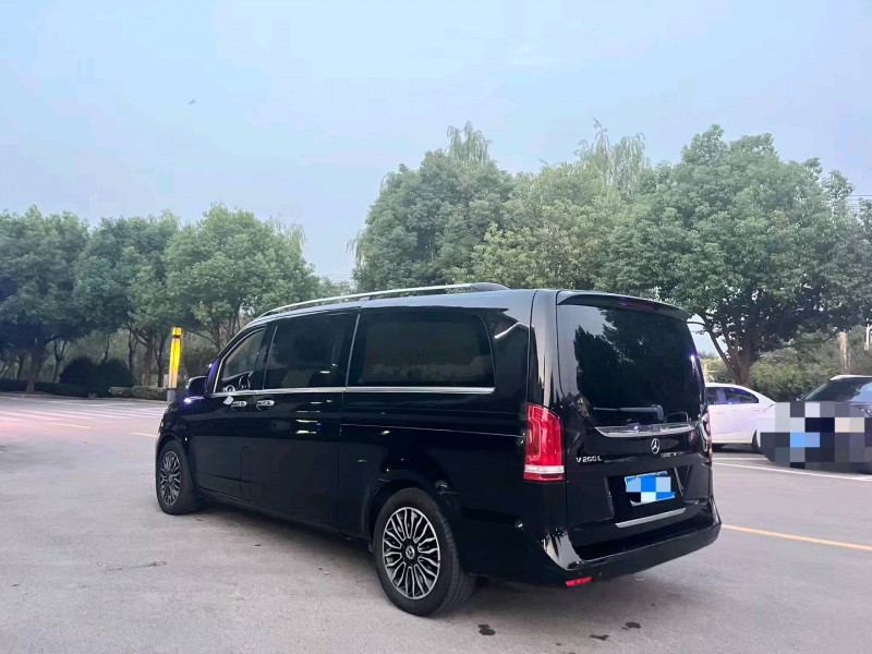 常州19年奔驰V4