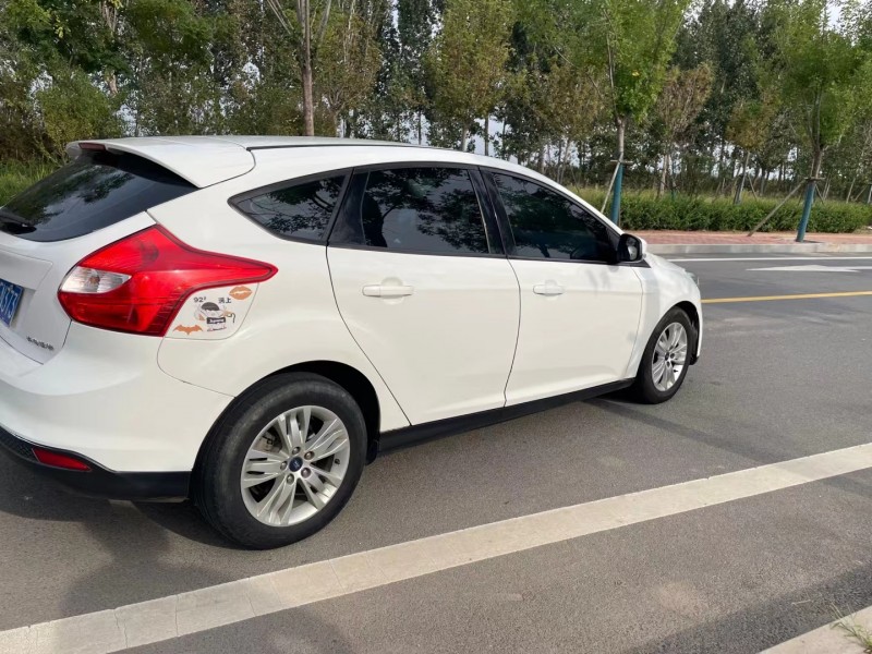 廊坊14年福特福克斯4