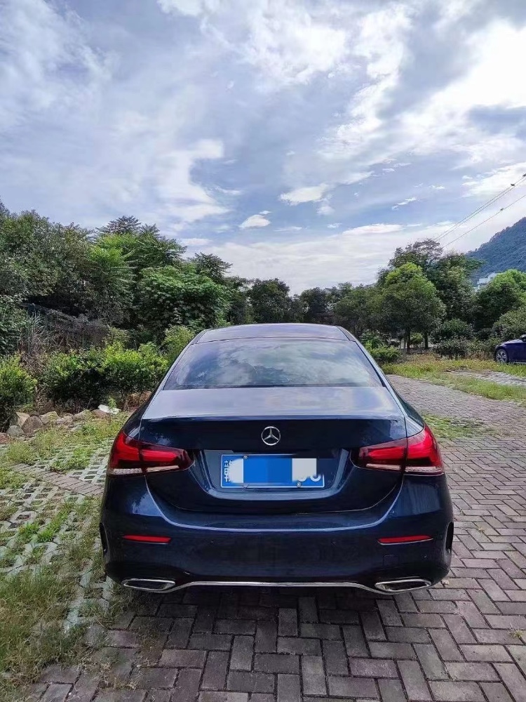 嘉兴19年奔驰A2