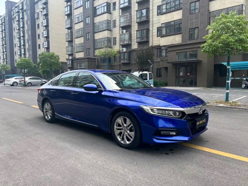 徐州18年本田雅阁3