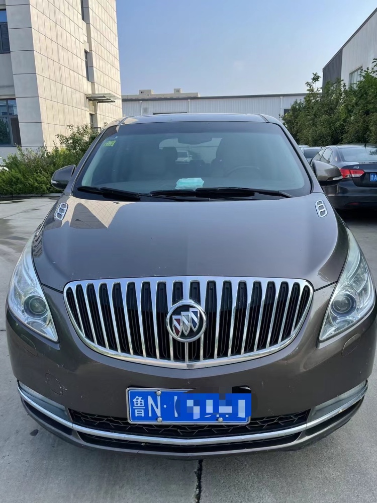 济南13年别克GL81