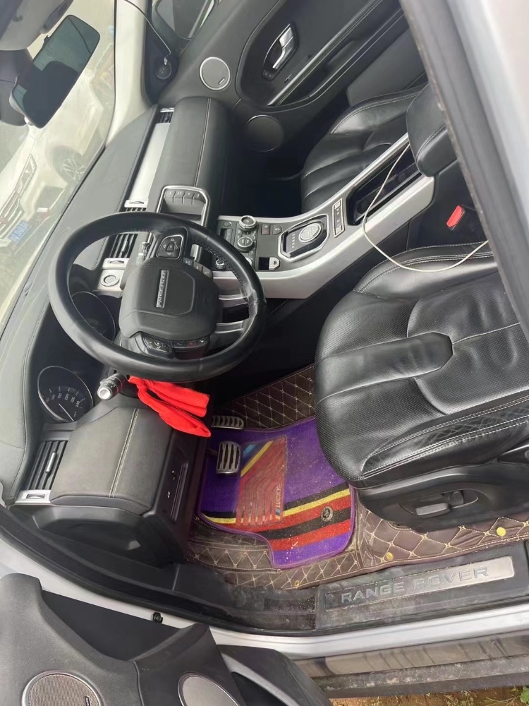 临沂14年路虎极光4