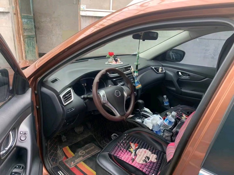 邯郸14年日产奇骏3