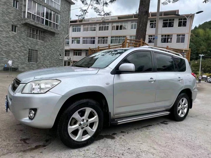 嘉兴12年丰田RAV4荣放3
