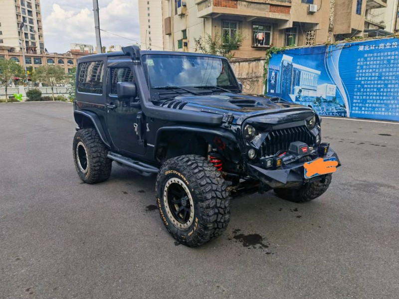 宜昌15年Jeep牧馬人8