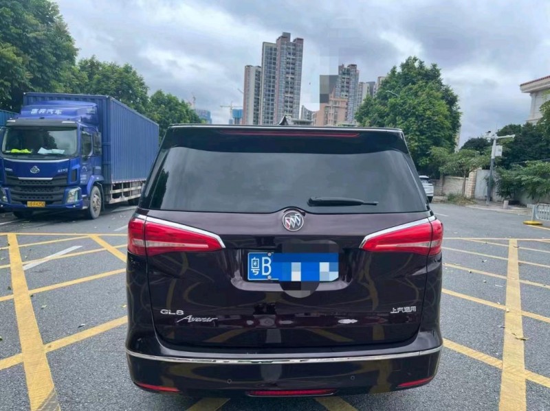 深圳18年别克GL88