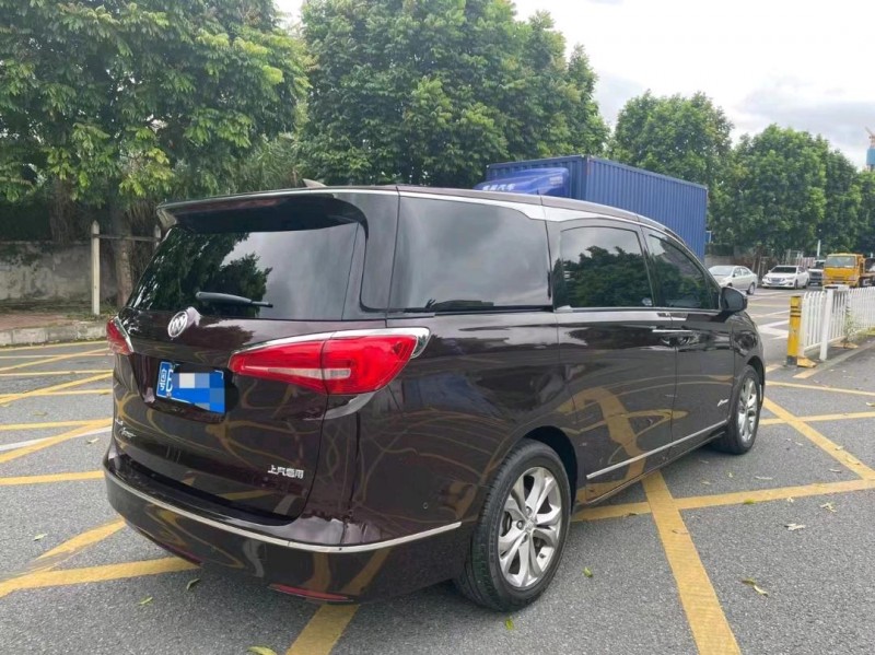 深圳18年别克GL89