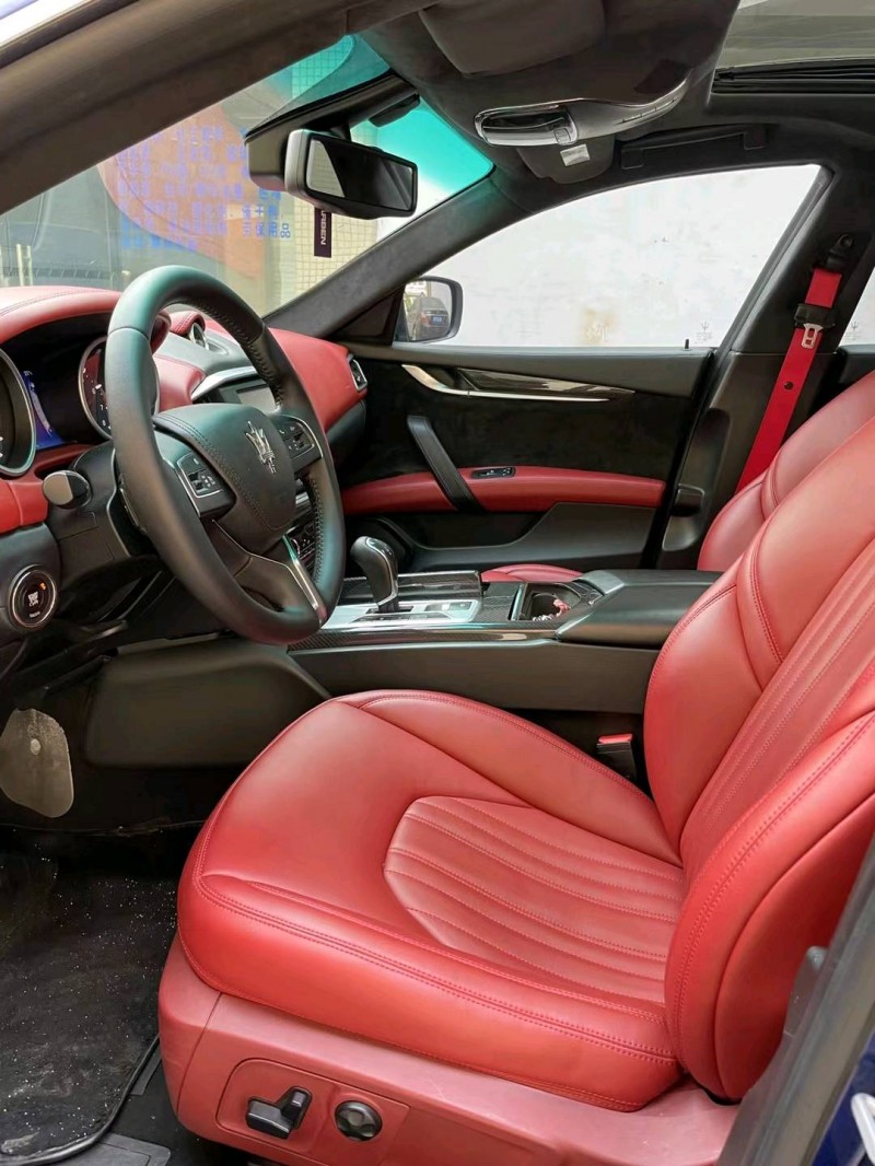 潍坊15年玛莎拉蒂Ghibli4