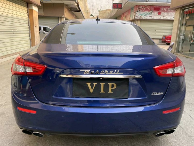 潍坊15年玛莎拉蒂Ghibli9