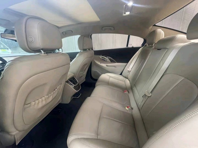 中山14年别克君越2