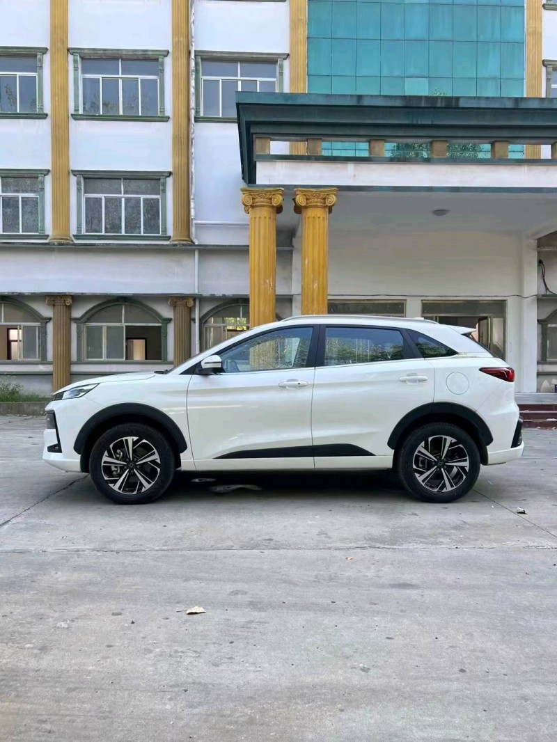 襄陽23年江淮思皓QX4