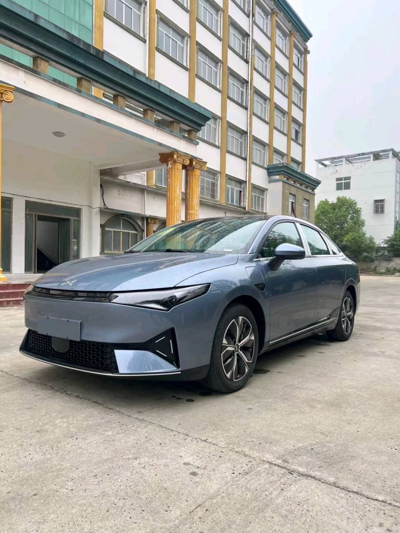 襄陽23年小鵬汽車P53