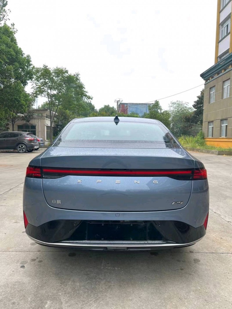 襄陽23年小鵬汽車P59