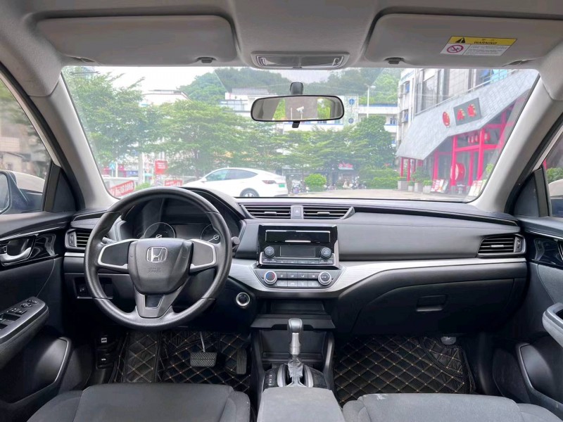 东莞21年本田享域4