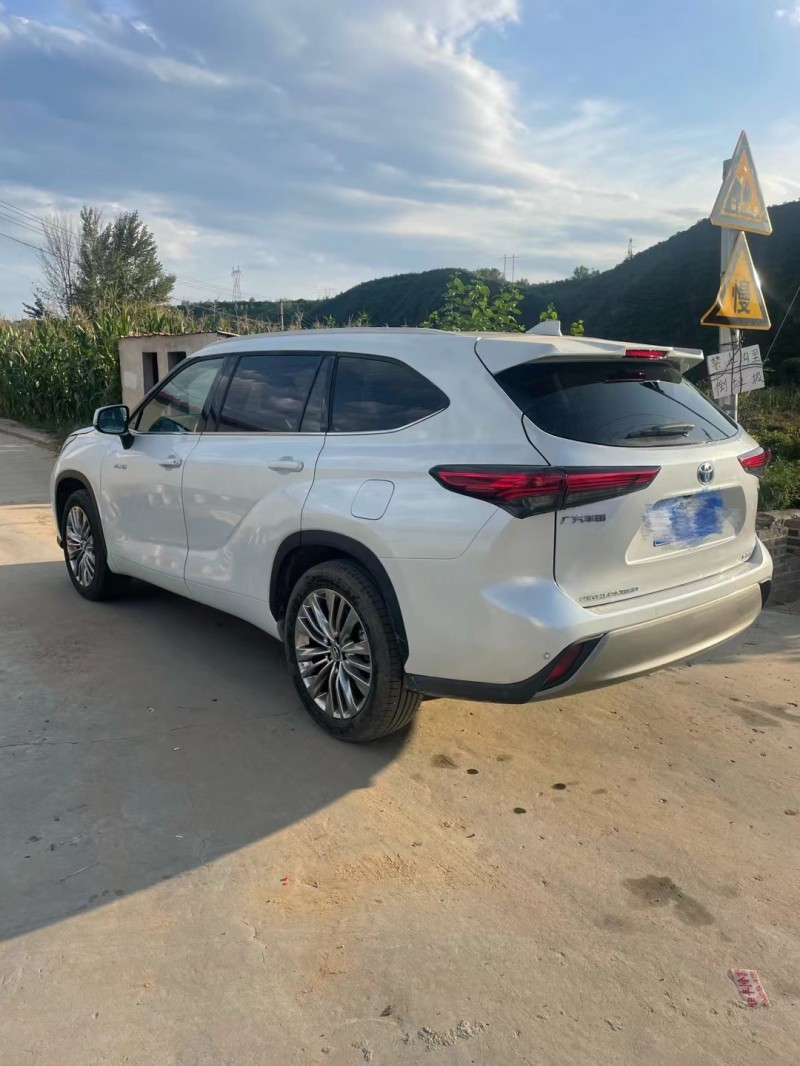 廊坊23年丰田汉兰达5