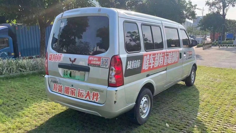 珠海22年五菱汽車榮光5