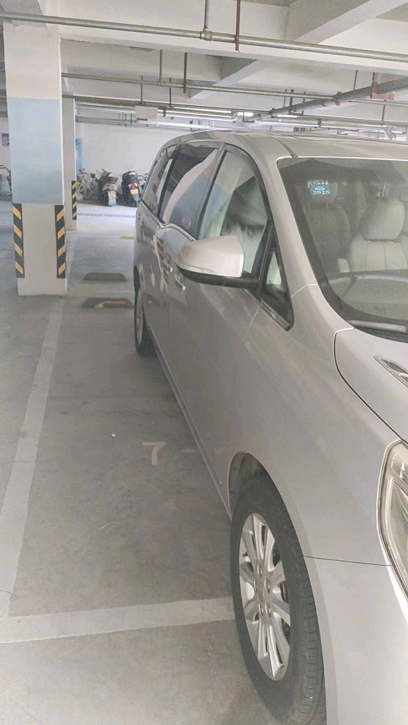 东营13年别克GL83