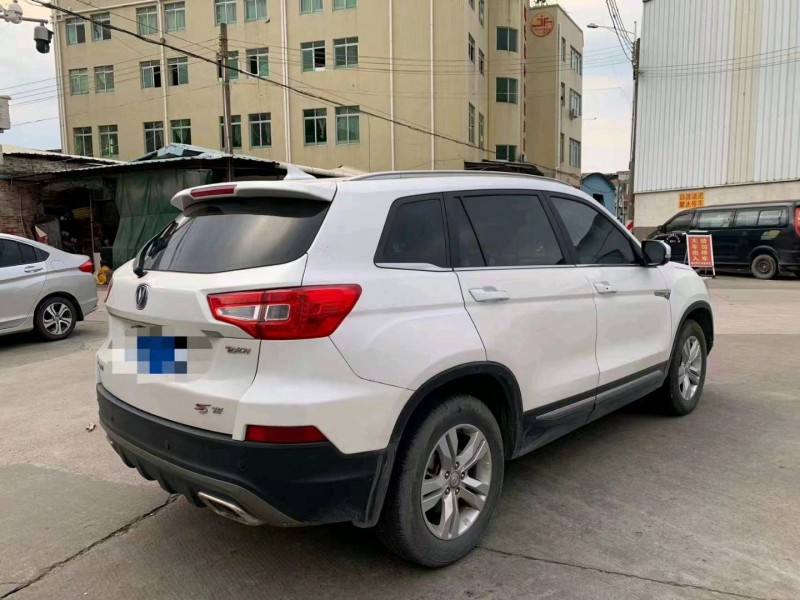 深圳18年长安汽车CS757