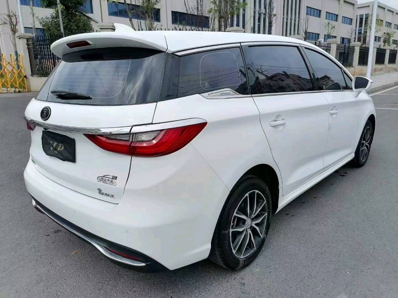 常州19年比亚迪宋MAX6