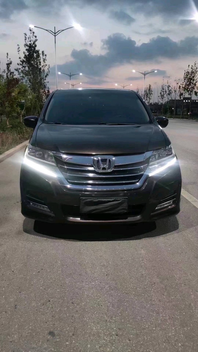 邢台17年本田艾力绅1