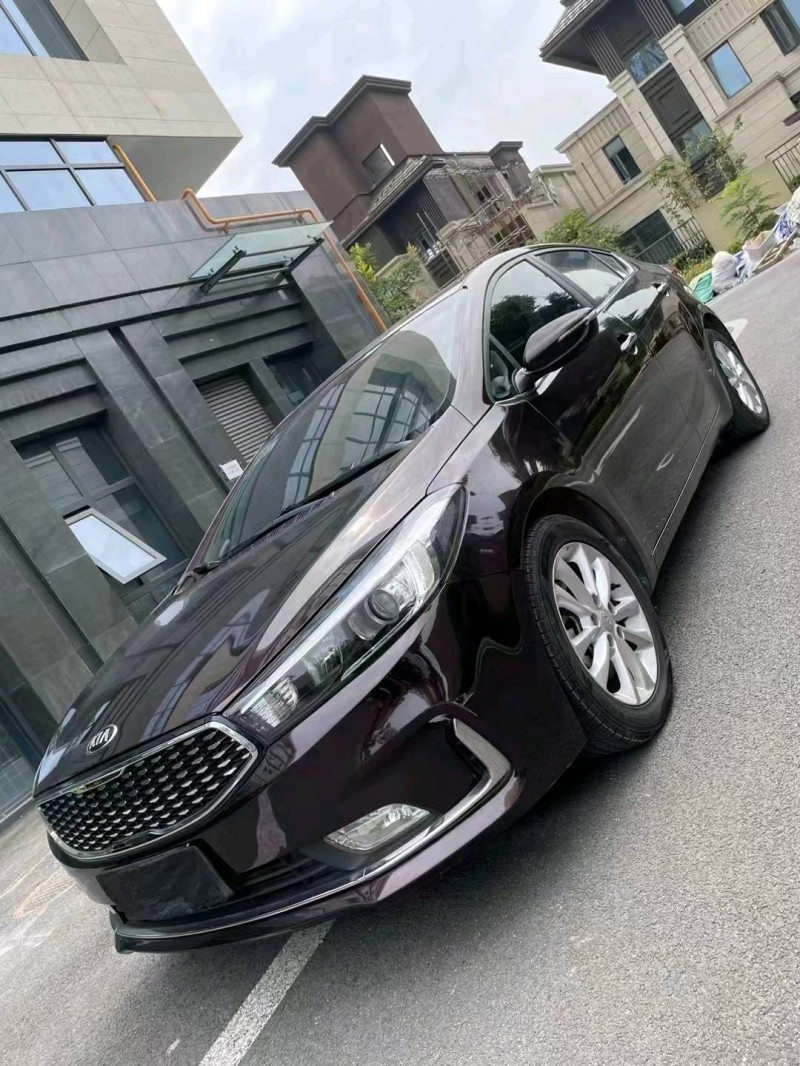 成都16年起亚K32