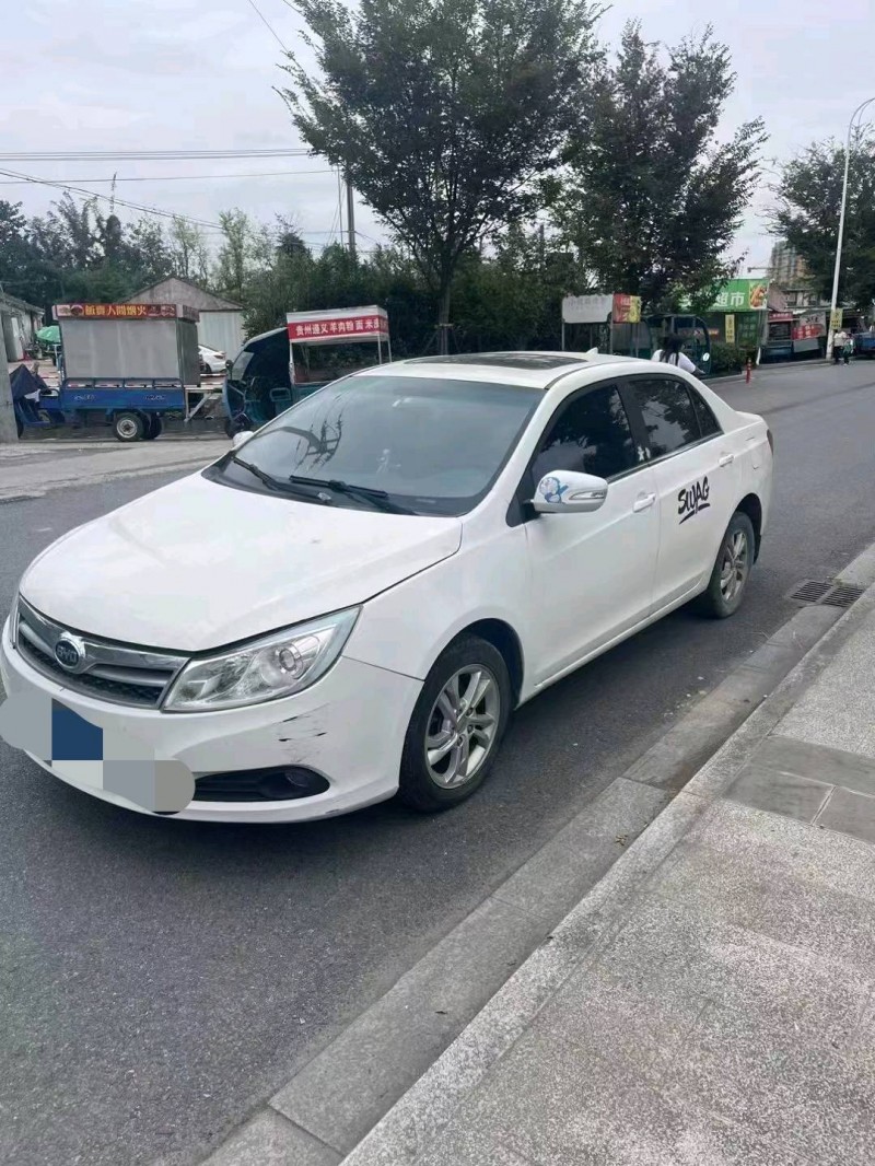 嘉兴14年比亚迪速锐5