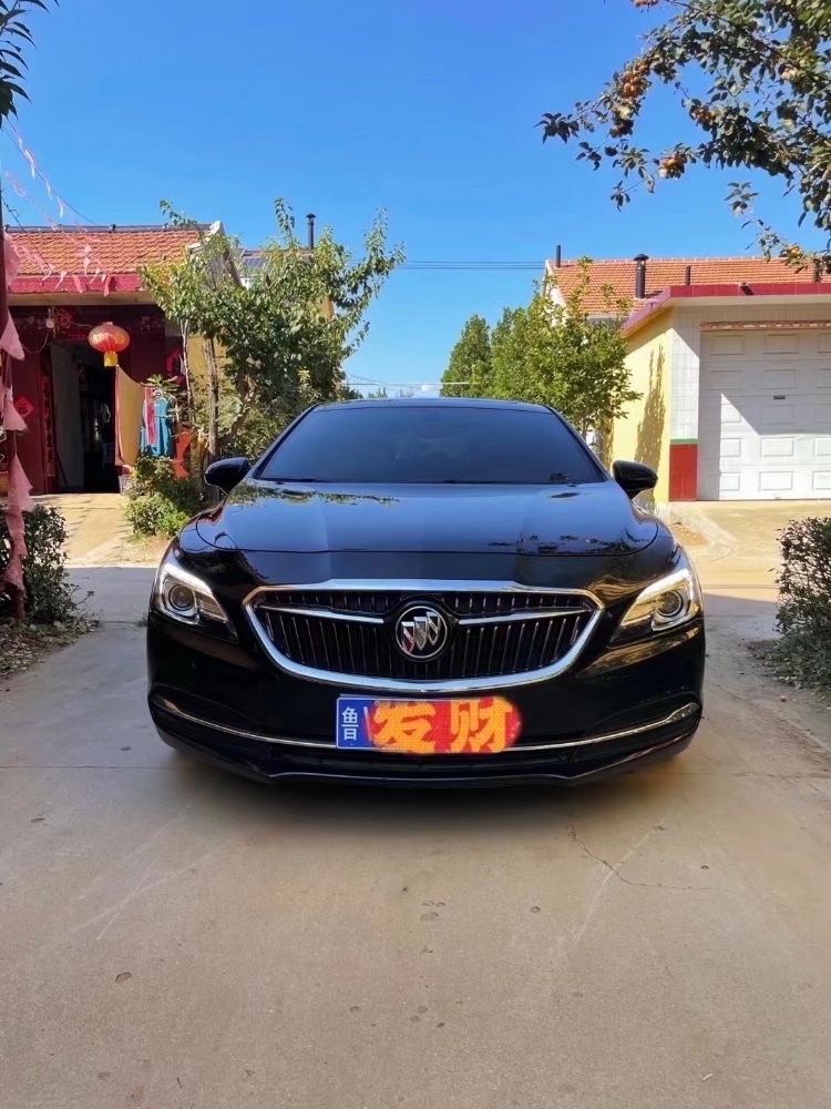 济南16年别克君越1