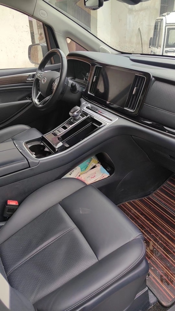 济南21年传祺M82