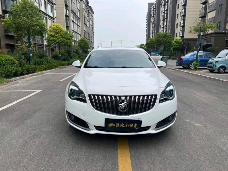 徐州16年别克君威1