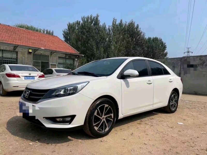 东营18年众泰Z3005