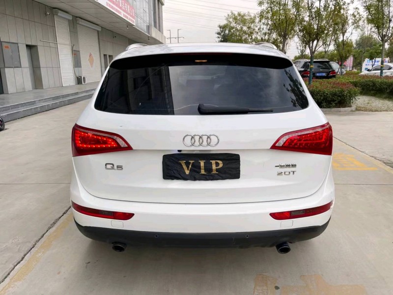 济宁12年奥迪Q55