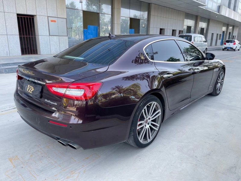 济宁17年玛莎拉蒂总裁4